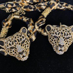 Animal Cheetah Necklace and Bracelet Set